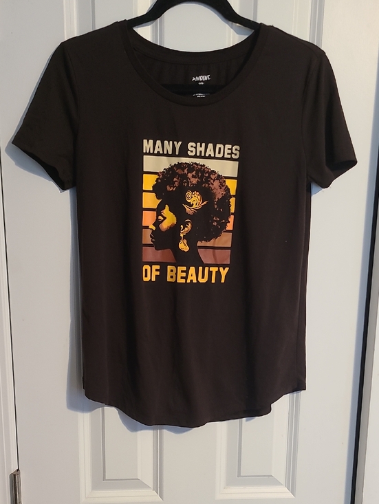 indent Tops - Many Shades of Beauty Graphic Tee - Black